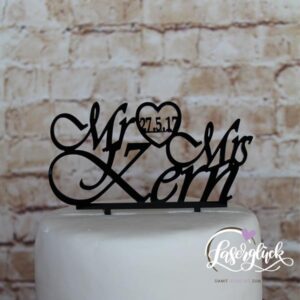 Cake Topper Mr & Mrs mit Namen und Herz Schwarz